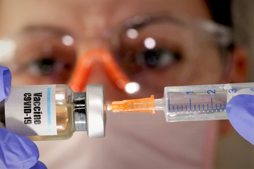 Στην Ελλάδα τα πρώτα επικαιροποιημένα εμβόλια, ποιοι θα τα λάβουν