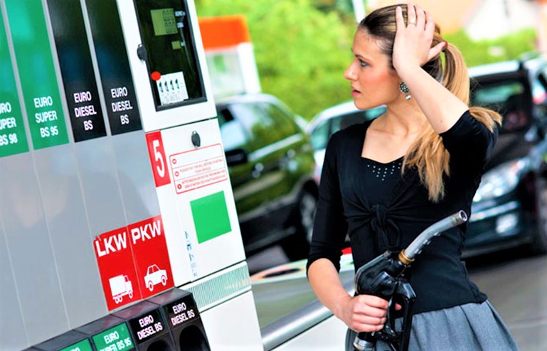 ΤτΕ: Τα καύσιμα εκτίναξαν στα 2,5 δισ. ευρώ το έλλειμα ισοζυγίου το Νοέμβριο 