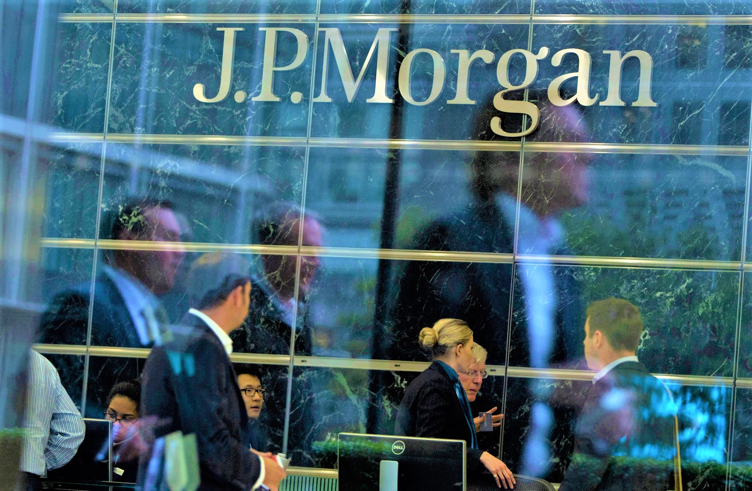 JP Morgan: Αυτό είναι το επενδυτικό story για τις 4 ελληνικές τράπεζες