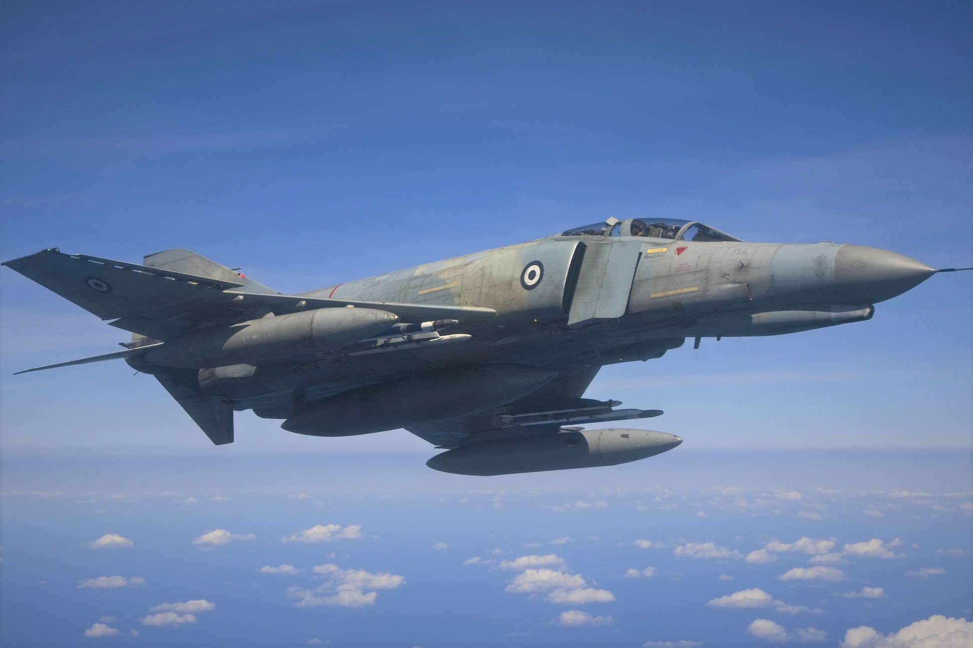 Πτώση F-4 Phantom ανοιχτά της Ανδραβίδας: Βρέθηκαν συντρίμμια του αεροσκάφους