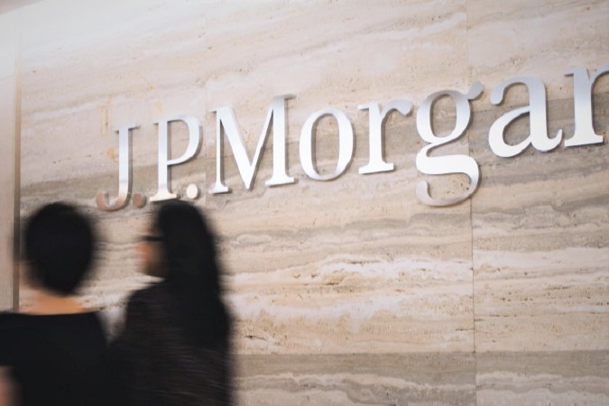 JP Morgan: Σύσταση υπεραπόδοσης και νέες τιμές στόχοι για Eurobank - Εθνική στα 1,60 και 4,50 ευρώ, αντίστοιχα